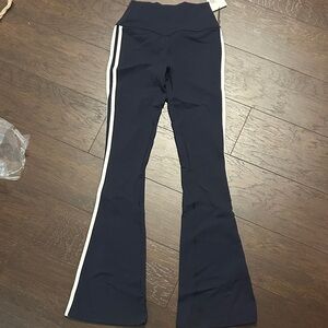 Splits 59 RAQUEL HIGH WAIST FLARED LEGGING